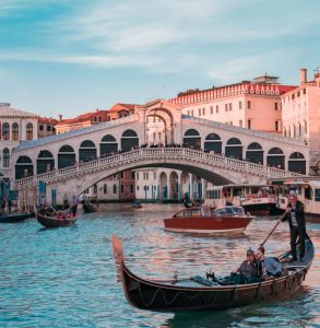 Noleggio auto Aeroporto di Venezia-Tessera